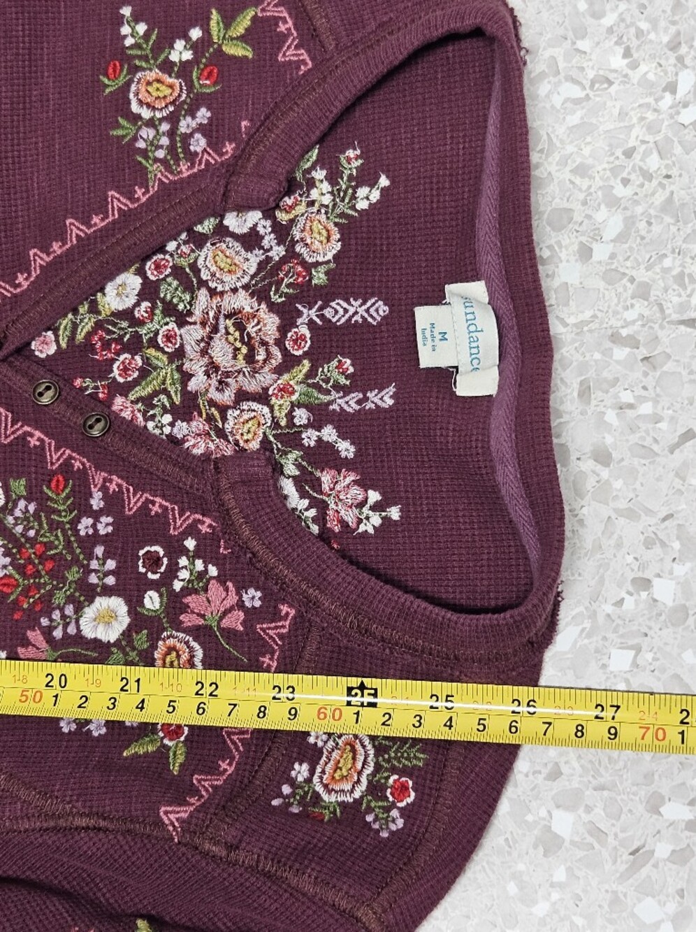 Sundance Fayette Floral Embroidered Henley Top Size Medium - Picture 5 of 9